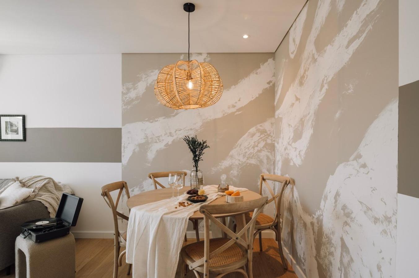 Ducenta - 1 Bedroom And Parking In Alvalade Appartement Lisboa